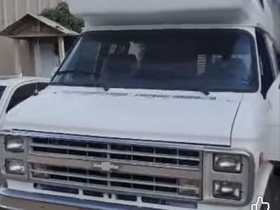 1986 Chevrolet G-20 Van
