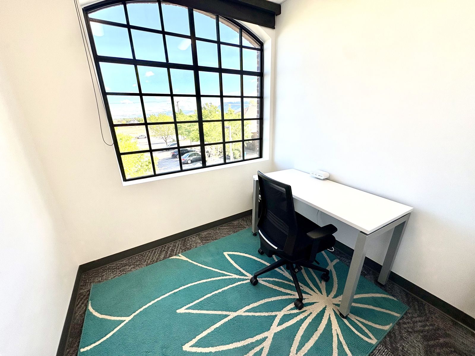 20 % off! Flexible, Welcoming Offices Available in April