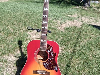 2008 Epiphone Hummingbird HS Dreadnought 6-String Acoustic Guitar Cherry Sunburst