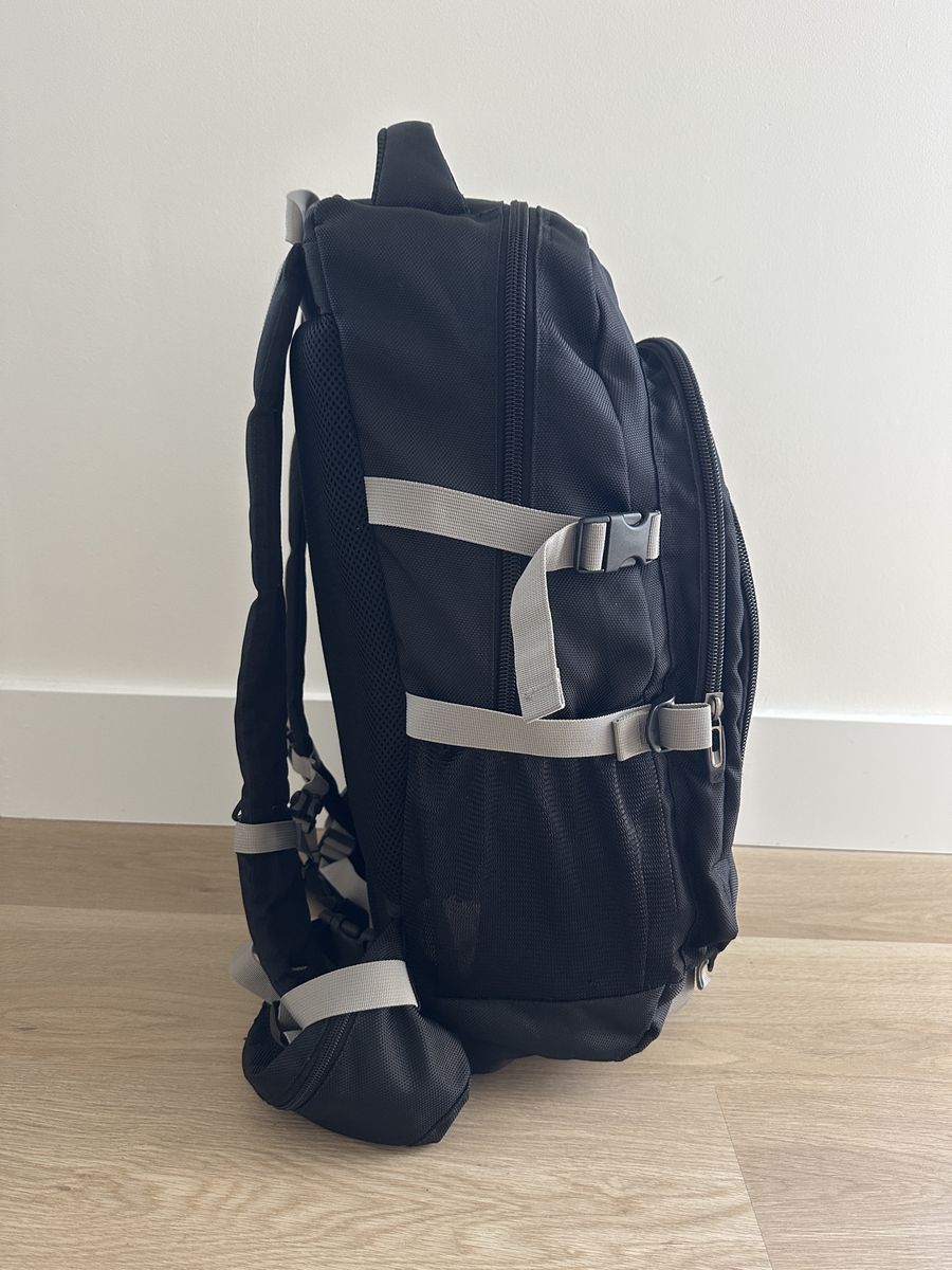 Main image 5