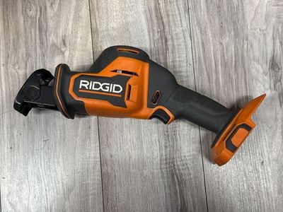RIDGID 18V SAWZALL