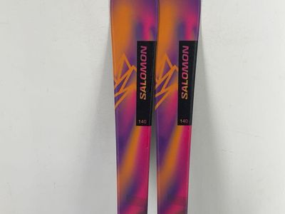 Salomon QST Lux Junior w/ Salomon L6 Jr Demo Bindings