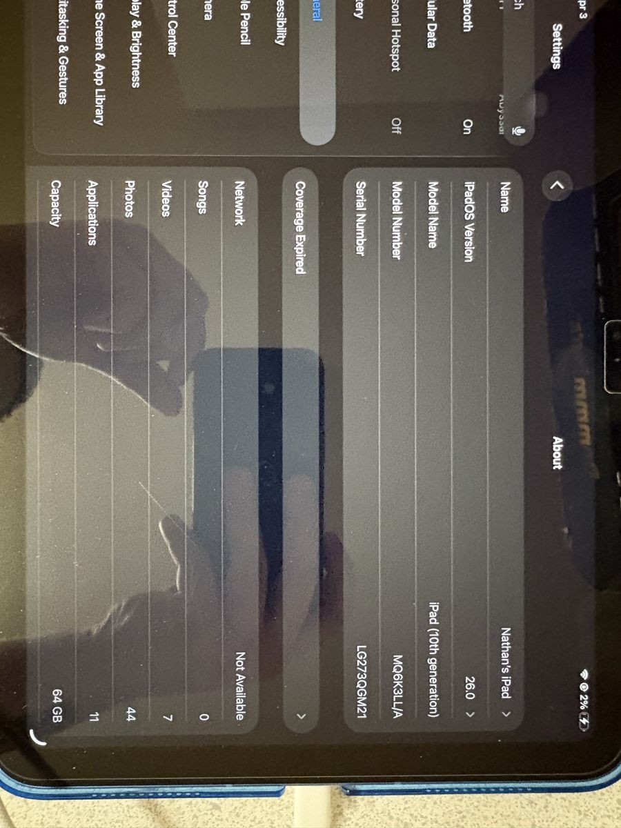 iPad 10th Gen, 64GB, Wi-fi + Cellular