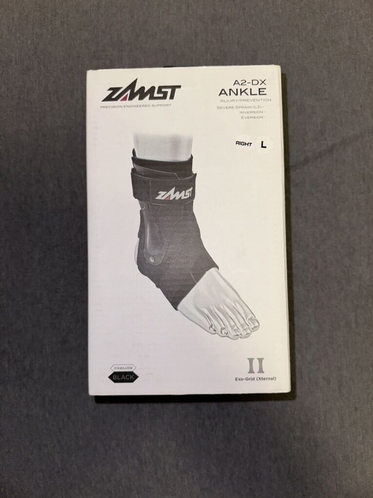 Zamst Right Ankle Brace