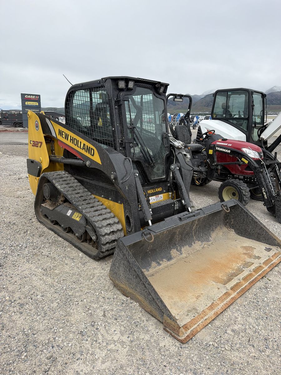 New holland skid steer