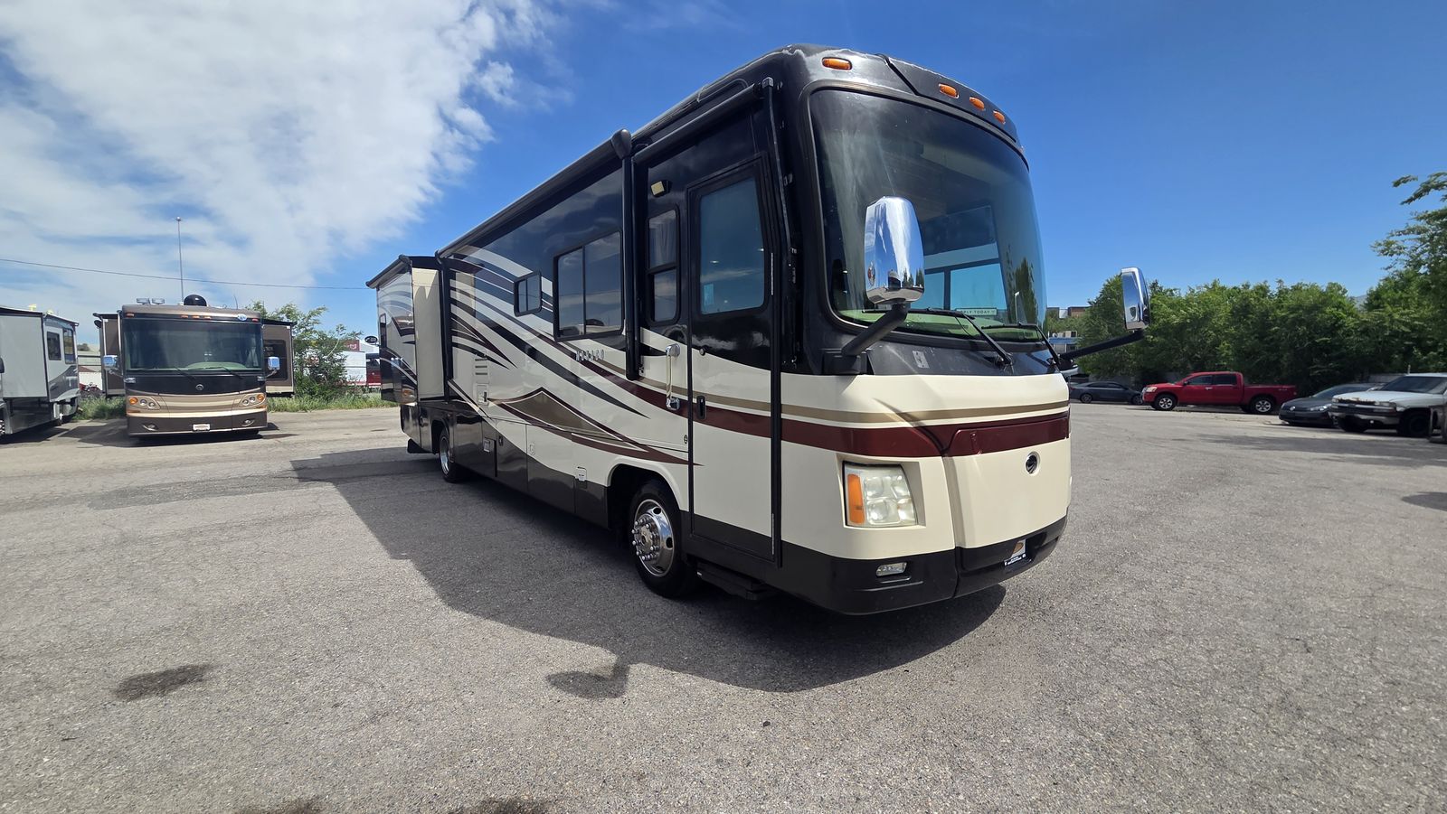 2009 Safari Cascade 38PBD 2 slide Diesel Pusher
