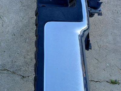 2004-2005 Ford F150 Rear Bumper w/Hitch and mounting brackets