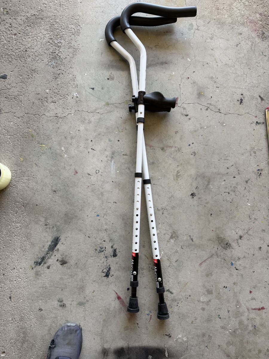 In motion crutches
