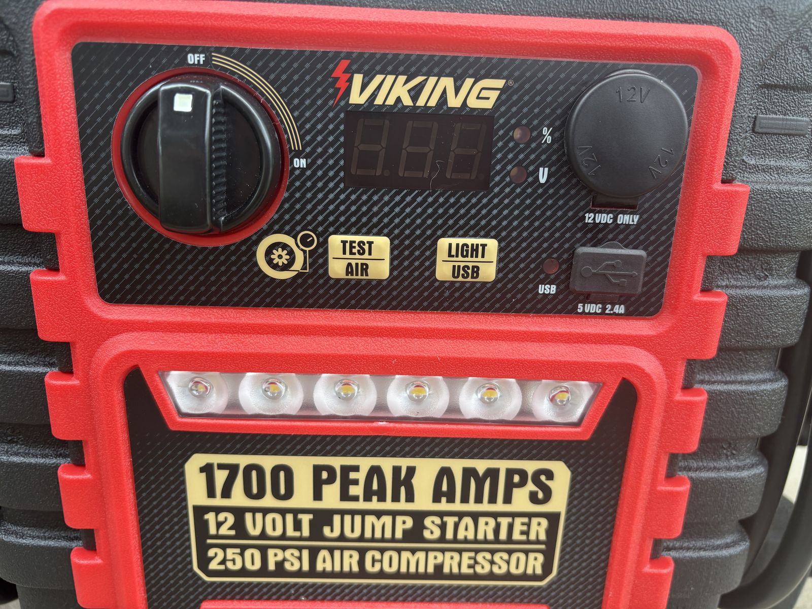 1700 peak amps 12 volt jump starter 250 psi air compressor