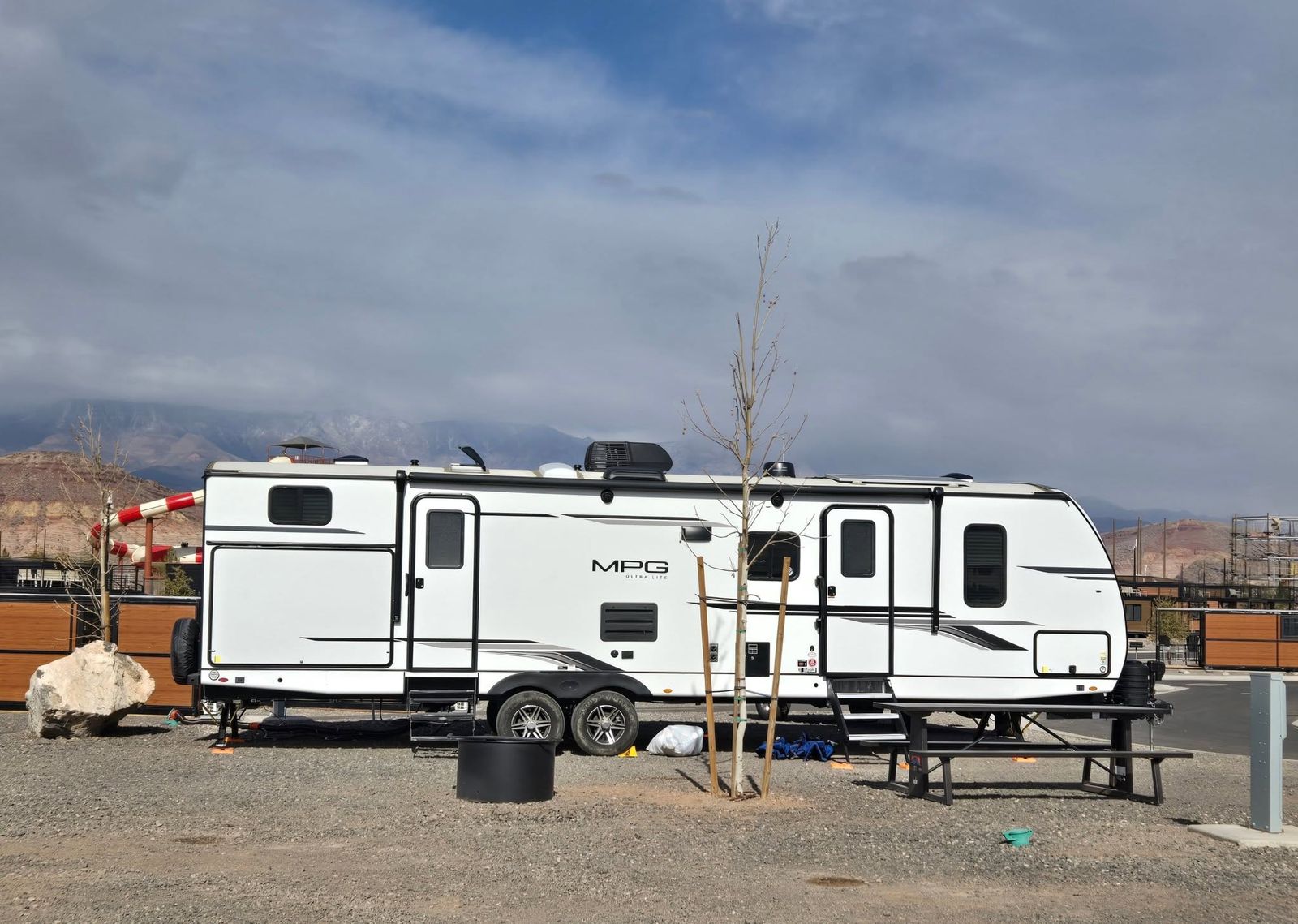 2024 Cruiser MPG travel trailer 3100BH   FINANCING AVAILABLE!