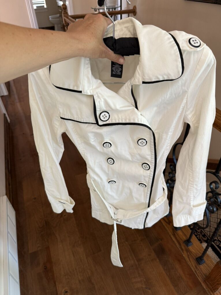 Rampage brand white and black jacket size small