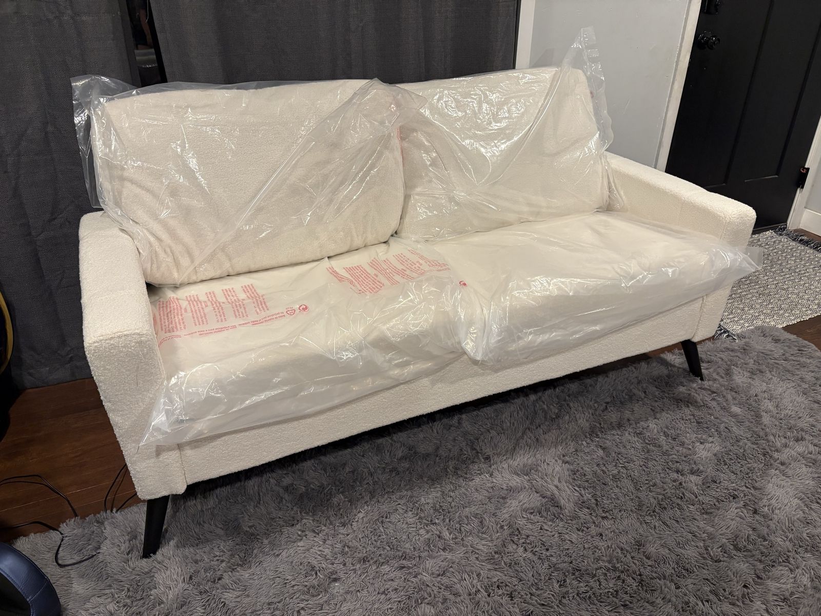 Brand new Loveseat Sofa - White, Built-in USB Charging & Side Table