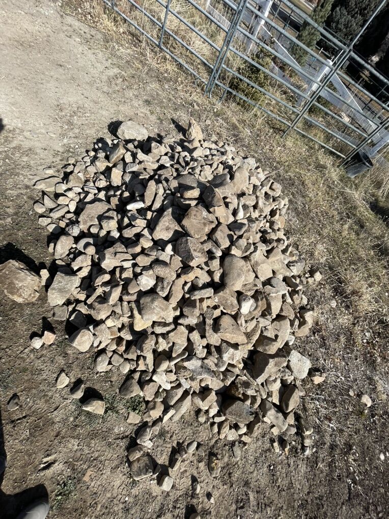 Thousands of Stones!