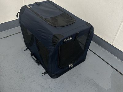 Petnation, Port-A-Crate, Soft-Sided Dog Travel Crate, Lightweight Folding Portable Kennel with Mesh Panels for Ventilation.