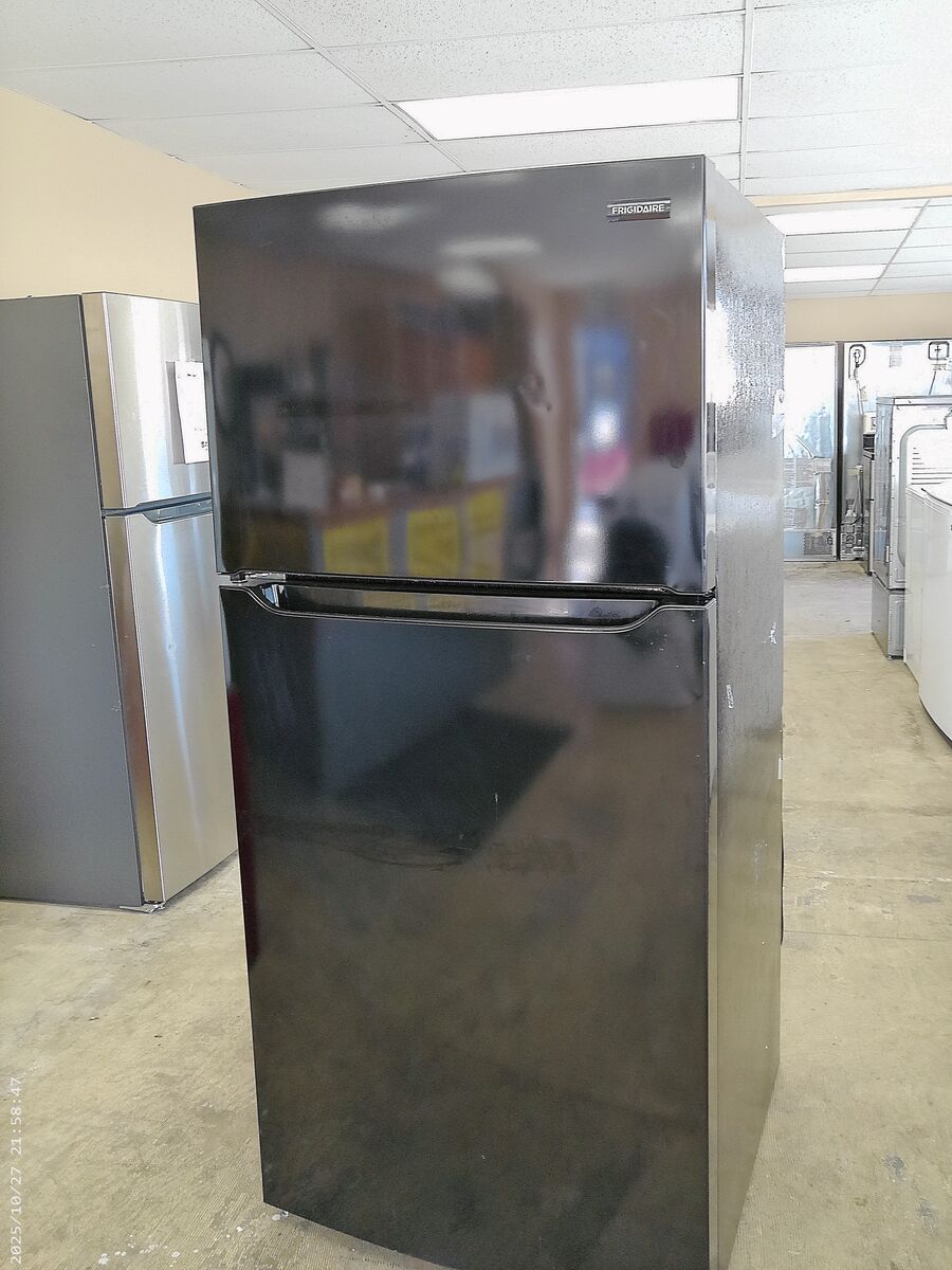 New Black 18 cuft Top Freezer Refrigerator~1 Year Factory warranty