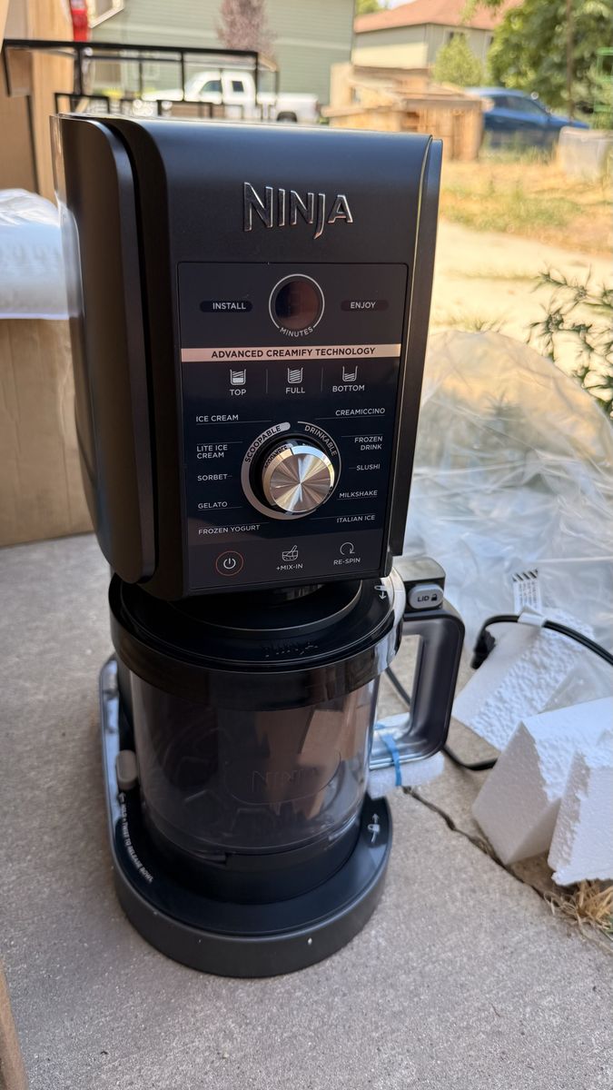 Brand new Ninja CREAMi NC301 Ice Cream Maker