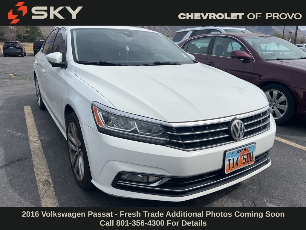 2016 Volkswagen Passat 1.8T SEL Premium