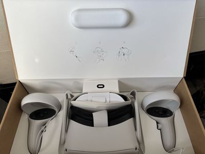 Oculus Quest 2 All-in-One VR Headset with Touch Controllers- Used ONCE