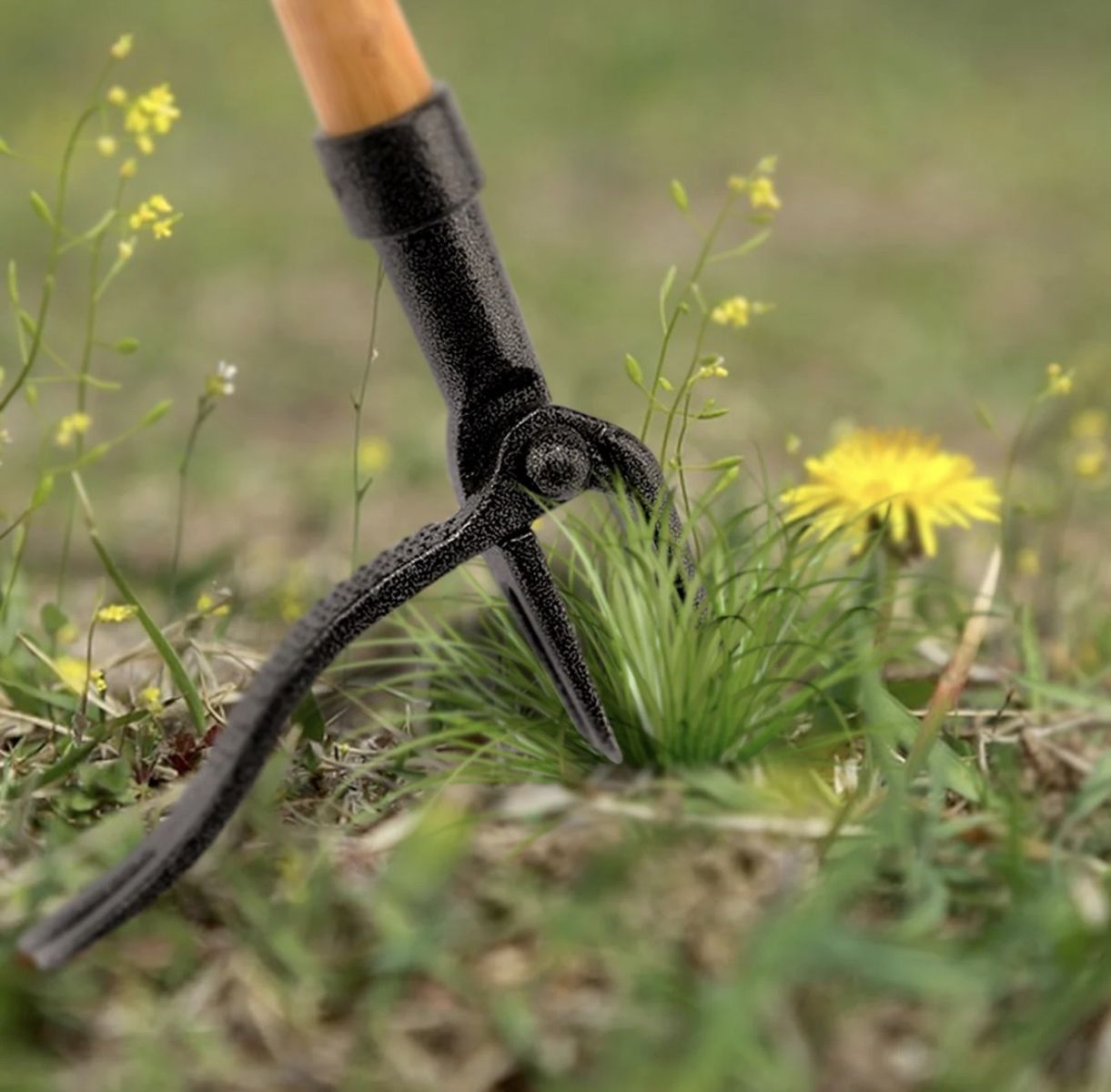 Garden Weed Puller Tool Weeder Dandelion Remover with Long Wooden Handle New