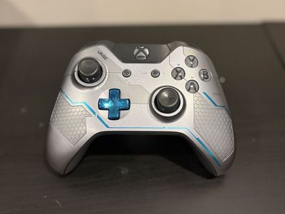 Refurbished Xbox Halo Infinite Limited Edition Controller