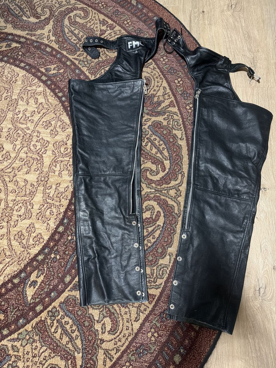 Motorcycle chaps