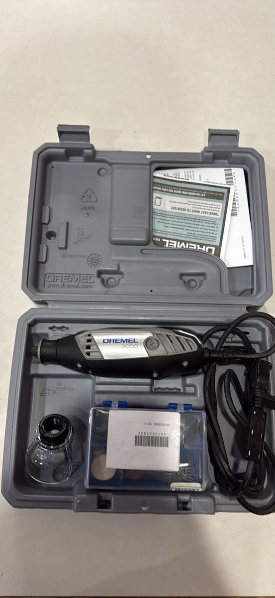 Dremel 3000 Rotary Tool Kit