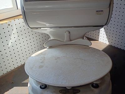Vintage Toledo No Springs Honest Weight Counter Scale White