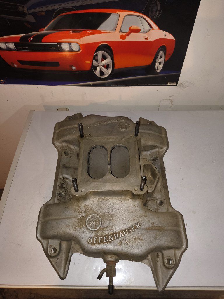 Dodge Mopar Offenhauser 360 4 barrel intake manifold 
