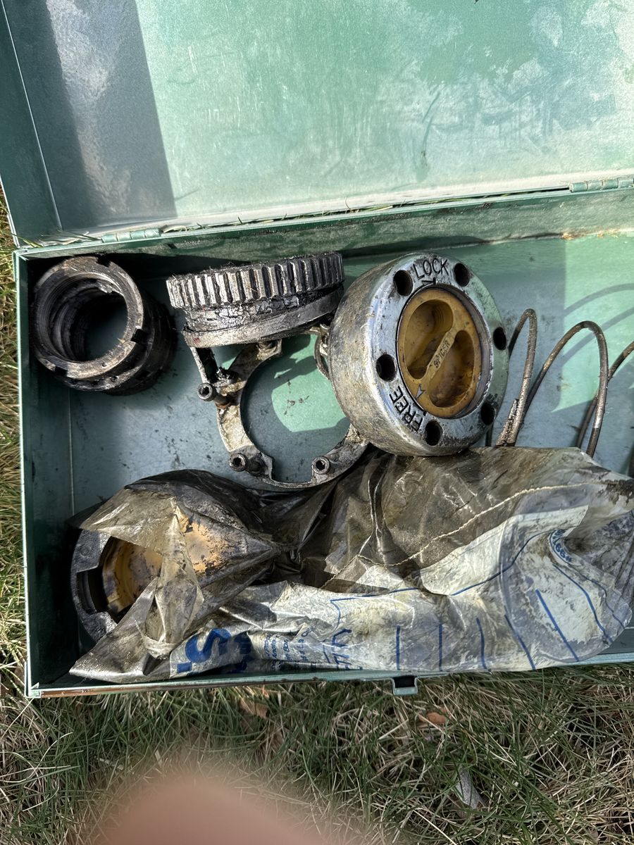 70's Era Spicer Lockouts