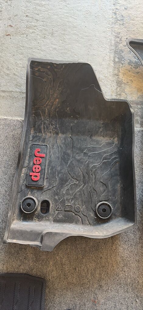 Jeep Wrangler 4xe all Weather Floor Mats