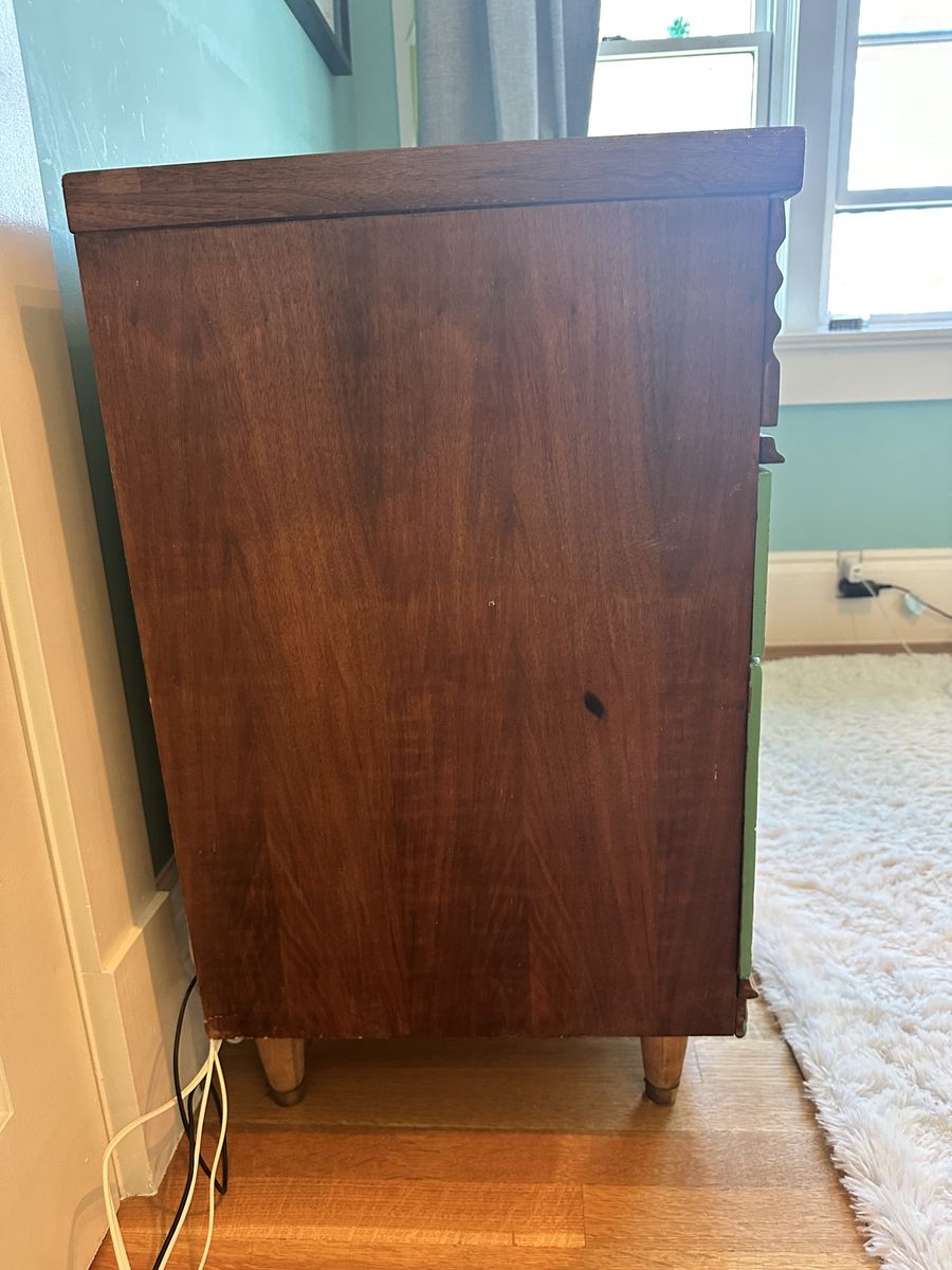 Main image 3