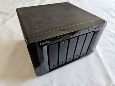 Synology DS1512+ 5-bay NAS