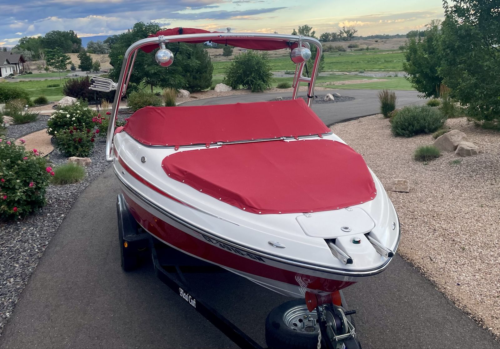 Reinell 220 LSW Like New, Low hours stored inside
