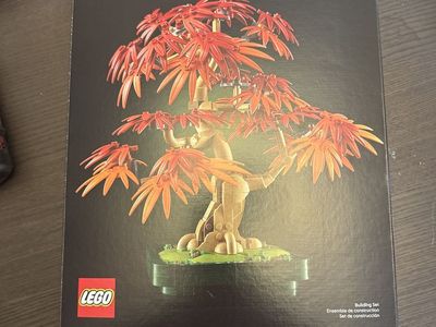 LEGO Botanicals Japanese Maple Tree Building Set 10348 - 474 Pieces, New Sealed Box