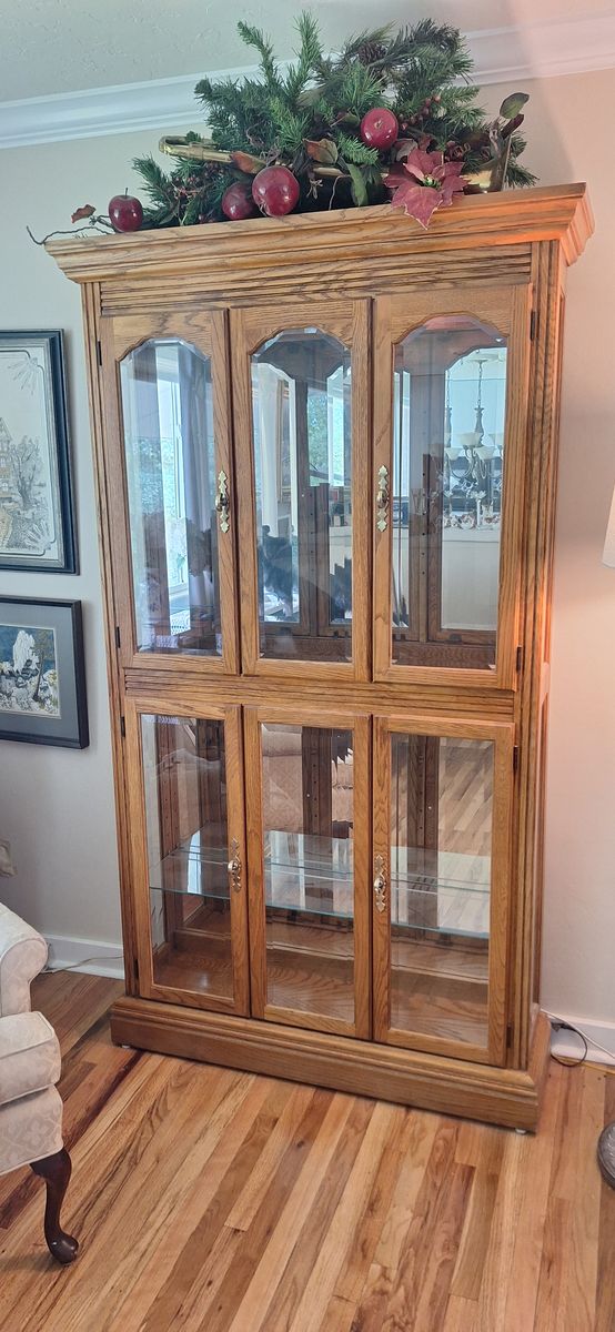 Solid oak curio 40"x10"x76.5"