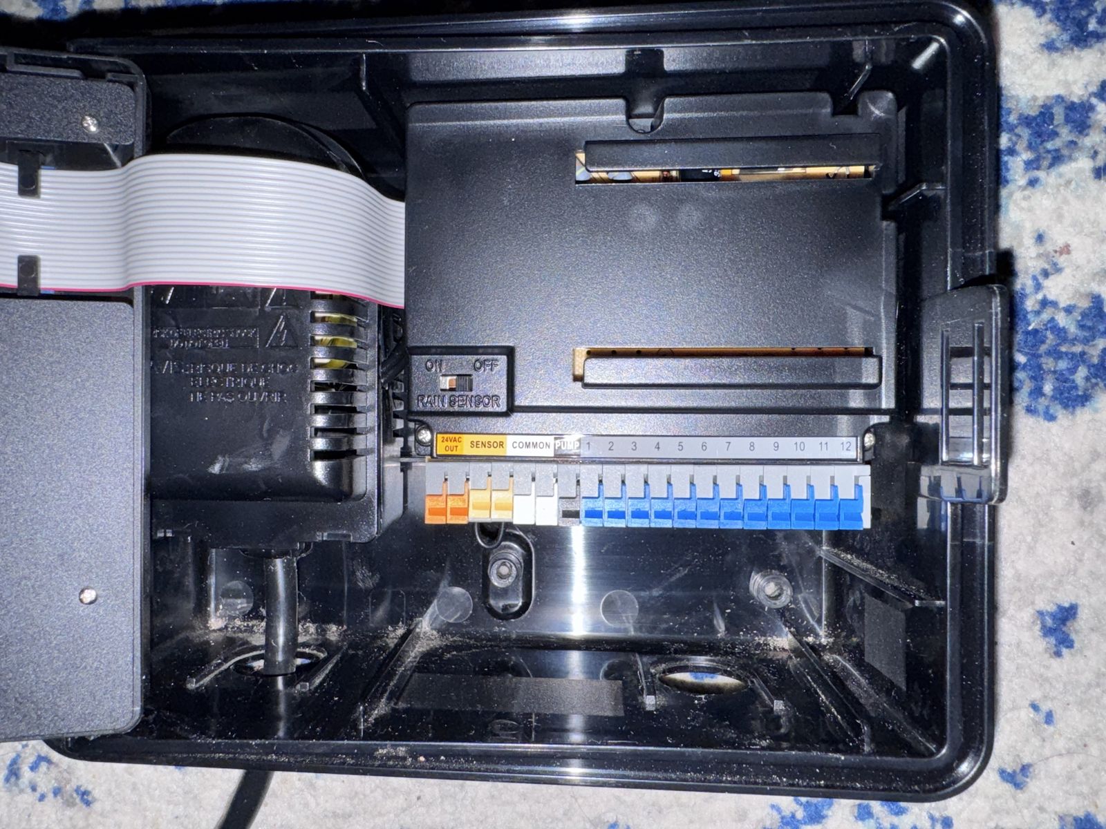 Main image 3