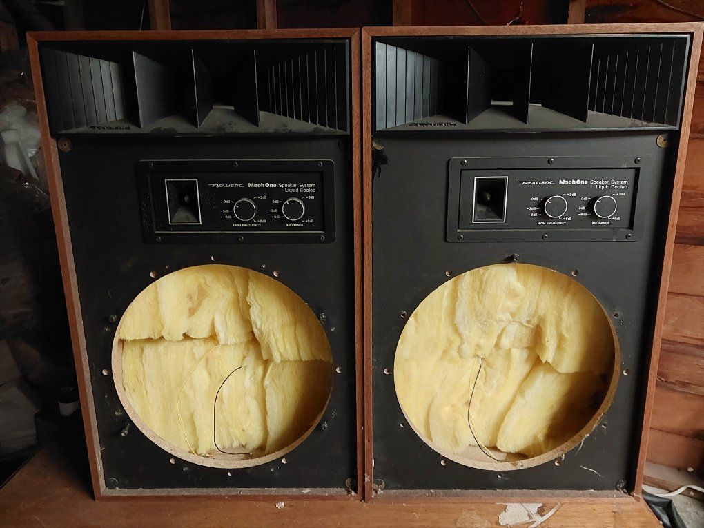 Realistic Mach One Vintage Radio Shack Speakers Pair Stereo Retro HiFi