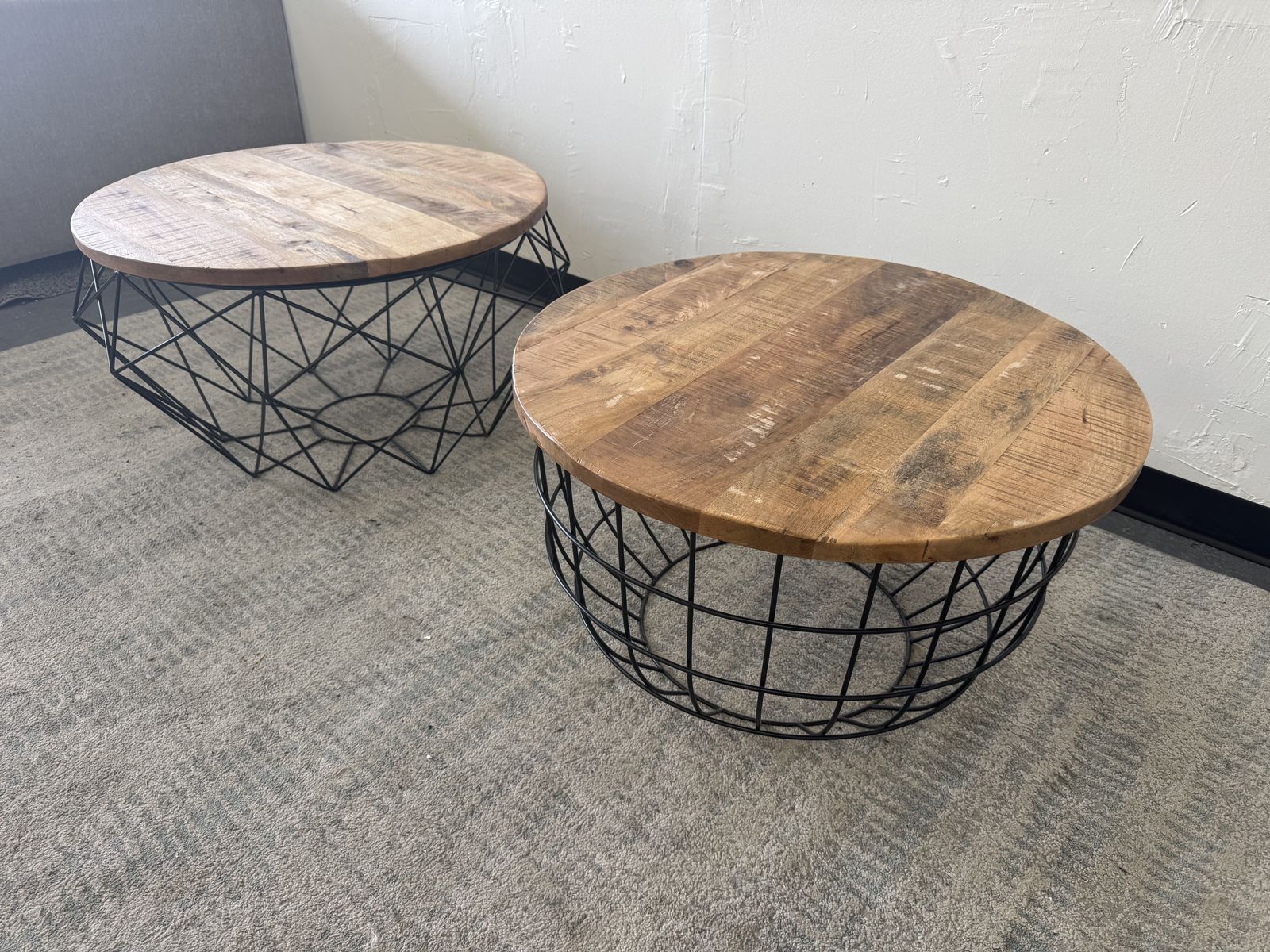 ROUND WOOD COFFEE TABLE