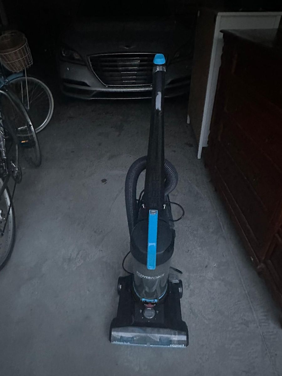 BISSELL PowerForce Helix Turbo Rewind Upright Vacuum