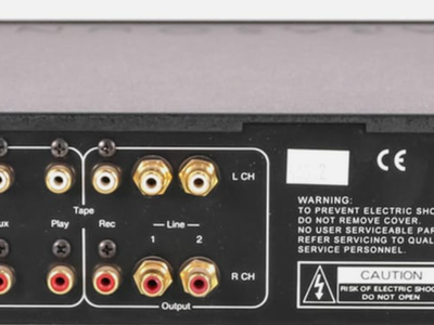 Parasound P/LD-1100 Solid State Preamplifier
