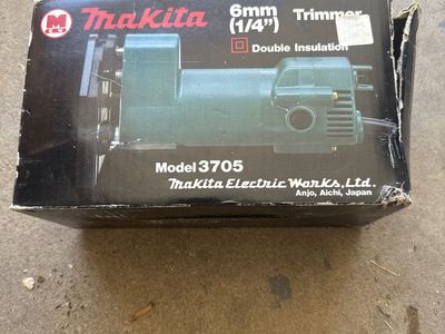 Makita Model 3705 6mm (1/4") Double Insulation Electric Trimmer