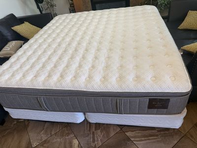 King bed complete $180