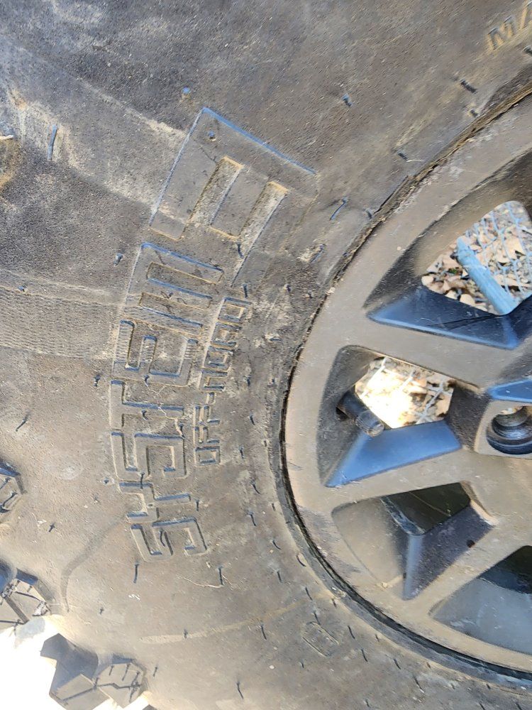 Main image 2