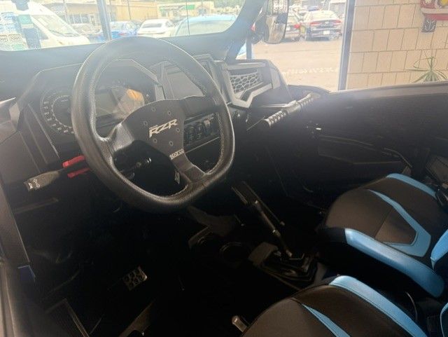 Main image 5