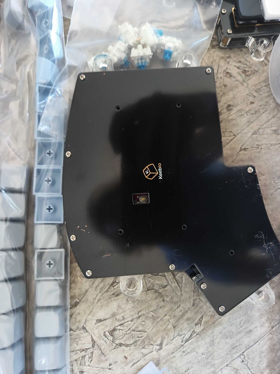 Main image 3