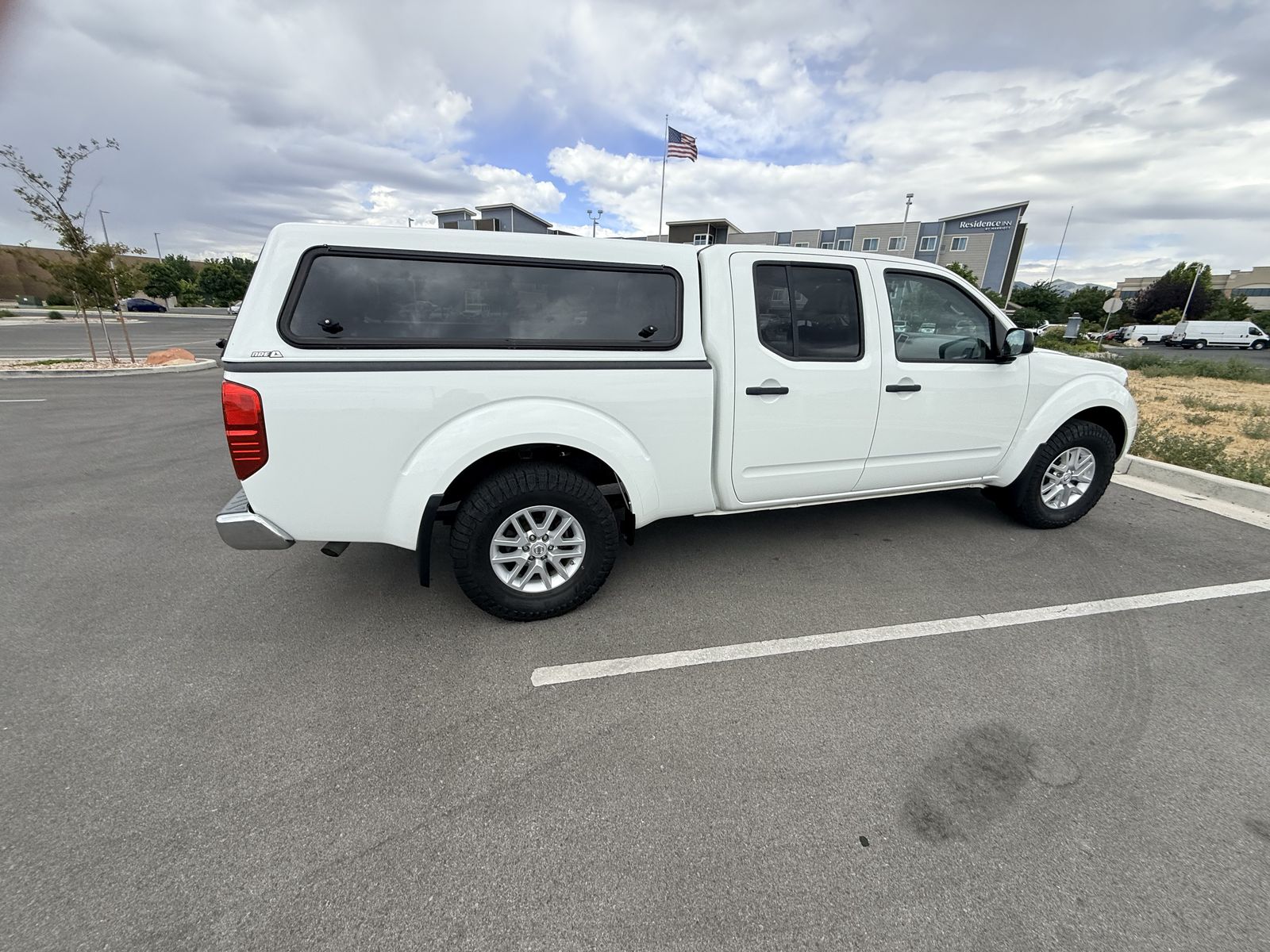 A.R.E Fiberglass CAP / TRUCK SHELL