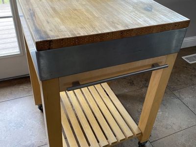 Butcher block - rolling 24” x 24”