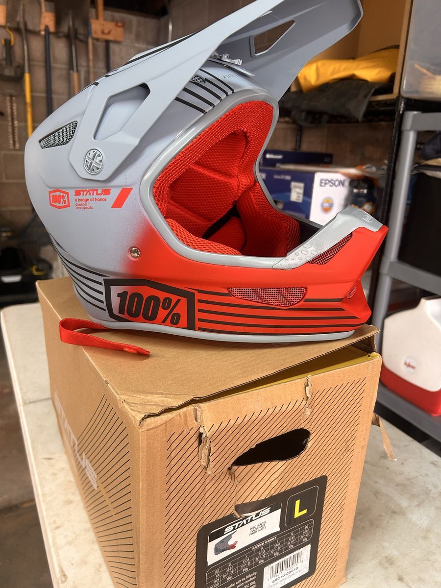 100% Status Caltec/Gray Full-Face Downhill/BMX Helmet, Size Large, Ultra-Light Fiberglass