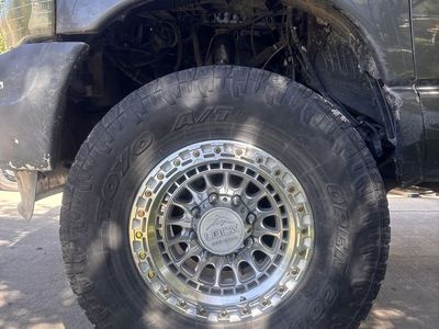 LOCK Off-Road Wheels & Toyo Open Country