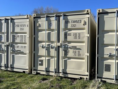 20 FT 1 TRIP SHIPPING CONTAINERS